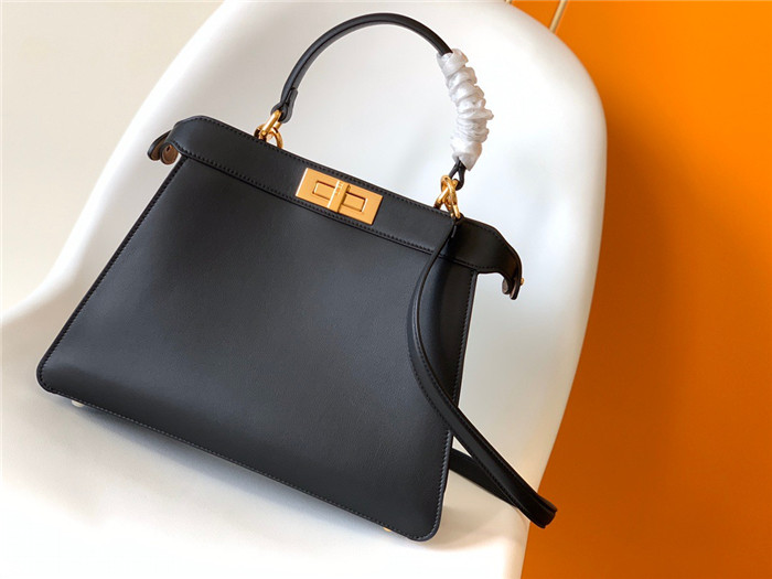 [premium] F 펜* 아이코닉 피카푸 아이씨유 스몰백 33.5CM