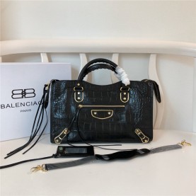[premium] B 발렌*** 시티 모터백 라지 38CM