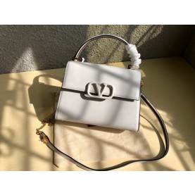 [premium] V 발렌** 여성 VLogo 토트백