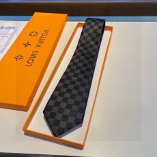 L 루이비* 남성 타이