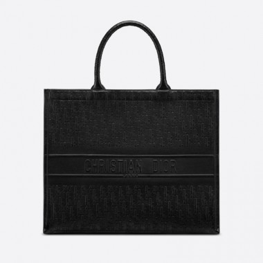 D 디* Book Tote 오블리크 엠보 미디엄 백